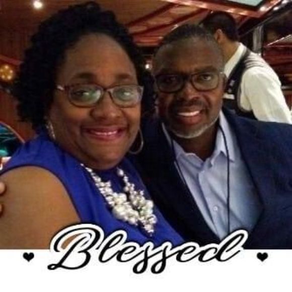 Meet your Posher, Linnette - Picture 1 of 1